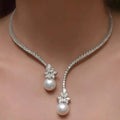 Elegante y deslumbrante collar con perlas de plata esterlina