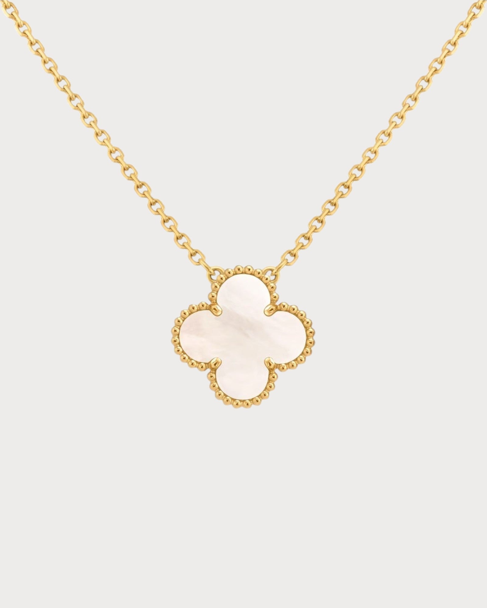 VAN CLEEF & ARPELS Vintage Alhambra White Pendant 18k(Yellow Gold)